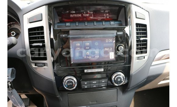 Buy Import Mitsubishi Pajero Black Car in Import - Dubai in Malawi Buy Import Mitsubishi Pajero Black Car in Import - Dubai in Malawi