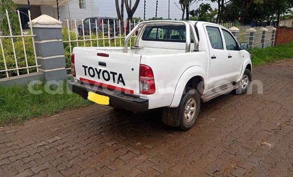 Buy Used Toyota Hilux White Car in Blantyre in Malawi Buy Used Toyota Hilux White Car in Blantyre in Malawi