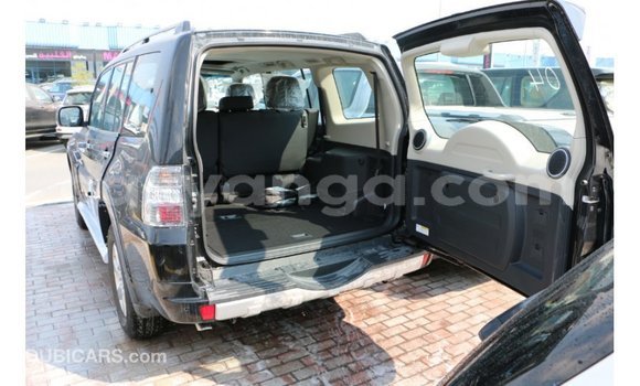 Buy Import Mitsubishi Pajero Black Car in Import - Dubai in Malawi Buy Import Mitsubishi Pajero Black Car in Import - Dubai in Malawi