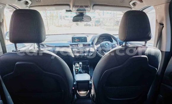 Nunua Ilio tumika BMW X1 White Gari ndani ya Blantyre nchini Malawi Nunua Ilio tumika BMW X1 White Gari ndani ya Blantyre nchini Malawi