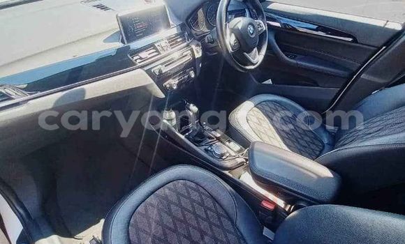 Nunua Ilio tumika BMW X1 White Gari ndani ya Blantyre nchini Malawi Nunua Ilio tumika BMW X1 White Gari ndani ya Blantyre nchini Malawi