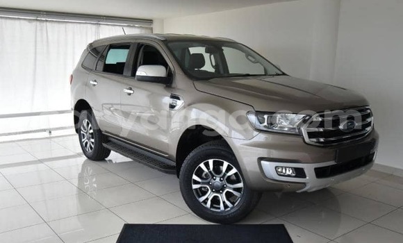 Nunua Ilio tumika Ford Everest Silver Gari ndani ya Blantyre nchini Malawi Nunua Ilio tumika Ford Everest Silver Gari ndani ya Blantyre nchini Malawi