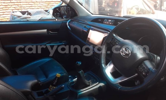 Nunua Ilio tumika Toyota Hilux Green Gari ndani ya Blantyre nchini Malawi Nunua Ilio tumika Toyota Hilux Green Gari ndani ya Blantyre nchini Malawi