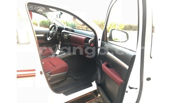Buy Import Toyota Hilux White Car in Import - Dubai in Malawi Buy Import Toyota Hilux White Car in Import - Dubai in Malawi