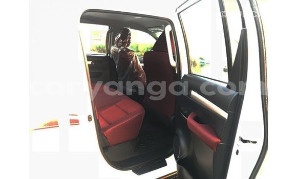 Buy Import Toyota Hilux White Car in Import - Dubai in Malawi Buy Import Toyota Hilux White Car in Import - Dubai in Malawi