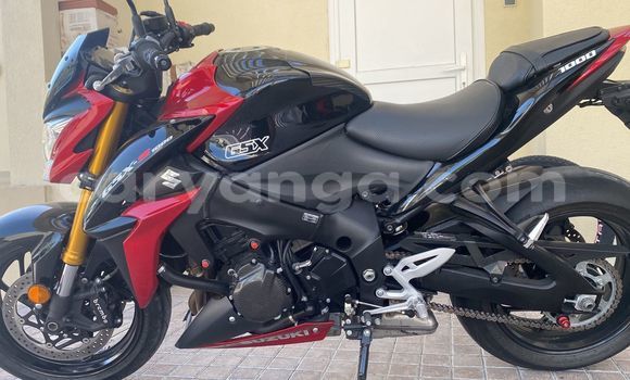 Buy Used Suzuki GSX Red Bike in Blantyre in Malawi