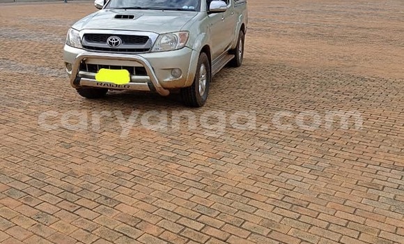 Nunua Ilio tumika Toyota Hilux Silver Gari ndani ya Blantyre nchini Malawi Nunua Ilio tumika Toyota Hilux Silver Gari ndani ya Blantyre nchini Malawi
