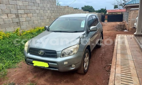 Nunua Ilio tumika Toyota RAV4 Other Gari ndani ya Blantyre nchini Malawi Nunua Ilio tumika Toyota RAV4 Other Gari ndani ya Blantyre nchini Malawi