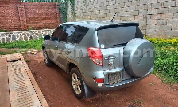 Nunua Ilio tumika Toyota RAV4 Other Gari ndani ya Blantyre nchini Malawi Nunua Ilio tumika Toyota RAV4 Other Gari ndani ya Blantyre nchini Malawi