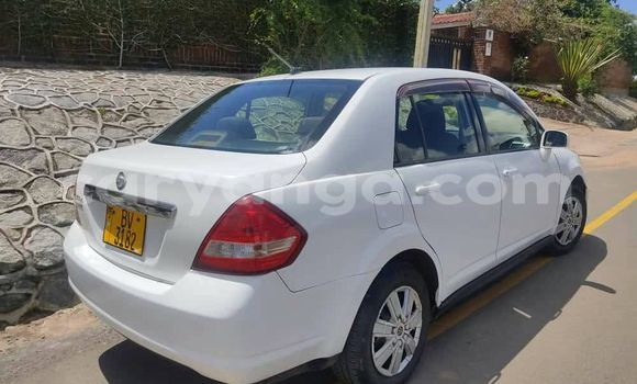 Buy Used Nissan Tiida White Car in Lilongwe in Malawi Buy Used Nissan Tiida White Car in Lilongwe in Malawi