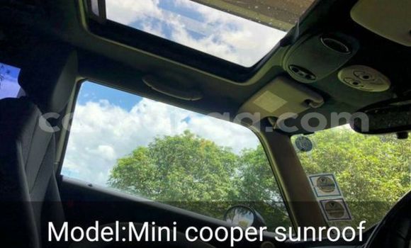 Buy Used MINI Cooper Black Car in Lilongwe in Malawi Buy Used MINI Cooper Black Car in Lilongwe in Malawi
