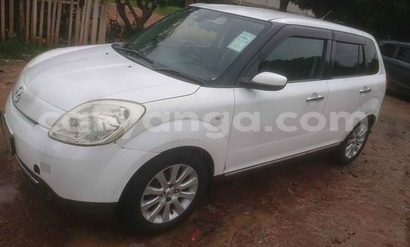 Buy Used Mazda Verisa White Car in Lilongwe in Malawi Buy Used Mazda Verisa White Car in Lilongwe in Malawi