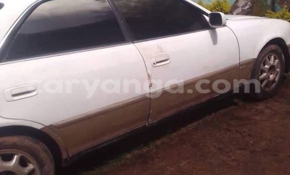 Acheter Occasion Voiture Toyota Mark II Blanc à Blantyre, Malawi Acheter Occasion Voiture Toyota Mark II Blanc à Blantyre, Malawi