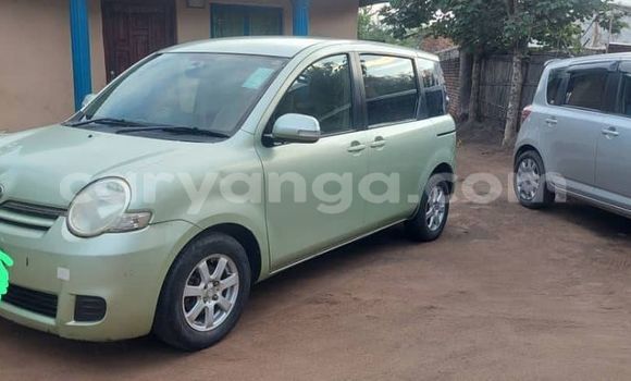 Acheter Occasion Voiture Toyota Sienta Vert à Blantyre, Malawi Acheter Occasion Voiture Toyota Sienta Vert à Blantyre, Malawi