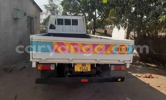 Acheter Occasion Voiture Toyota Dyna Blanc à Blantyre, Malawi Acheter Occasion Voiture Toyota Dyna Blanc à Blantyre, Malawi