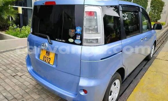 Buy Used Toyota Sienta Silver Car in Blantyre in Malawi Buy Used Toyota Sienta Silver Car in Blantyre in Malawi