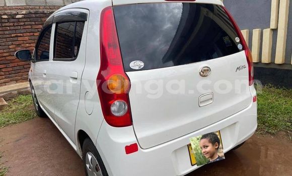 Buy Used Daihatsu Mira White Car in Blantyre in Malawi Buy Used Daihatsu Mira White Car in Blantyre in Malawi