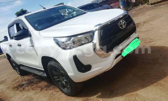 Buy Used Toyota Hilux White Car in Blantyre in Malawi Buy Used Toyota Hilux White Car in Blantyre in Malawi
