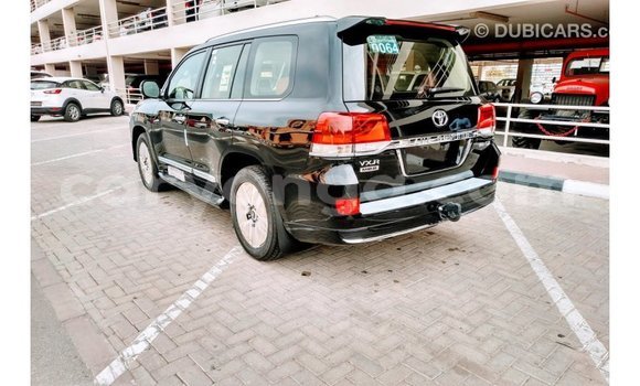 Acheter Import Voiture Toyota Land Cruiser Noir à Import - Dubai, Malawi Acheter Import Voiture Toyota Land Cruiser Noir à Import - Dubai, Malawi