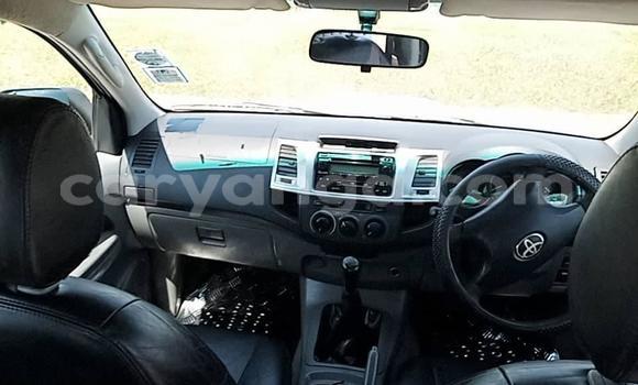 Buy Used Toyota Hilux White Car in Blantyre in Malawi Buy Used Toyota Hilux White Car in Blantyre in Malawi