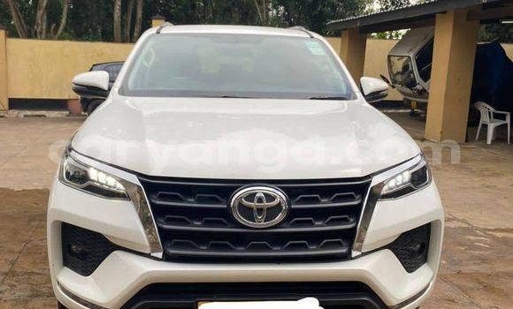 Buy Used Toyota Fortuner White Car in Blantyre in Malawi Buy Used Toyota Fortuner White Car in Blantyre in Malawi