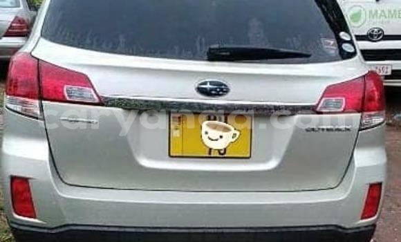 Acheter Occasion Voiture Subaru Outback Gris à Lilongwe, Malawi Acheter Occasion Voiture Subaru Outback Gris à Lilongwe, Malawi