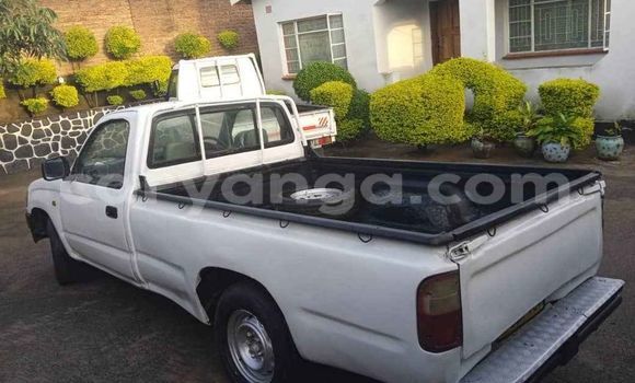 Buy Used Toyota Hilux White Car in Blantyre in Malawi Buy Used Toyota Hilux White Car in Blantyre in Malawi
