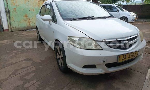 Buy Used Honda FIT White Car in Blantyre in Malawi Buy Used Honda FIT White Car in Blantyre in Malawi