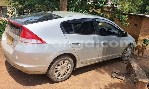 Buy Used Honda Insight Silver Car in Blantyre in Malawi Buy Used Honda Insight Silver Car in Blantyre in Malawi