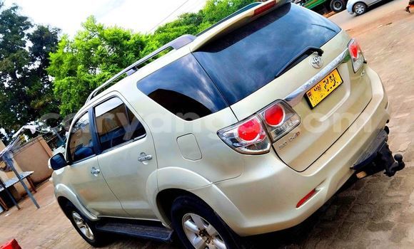 Buy Used Toyota Fortuner Brown Car in Blantyre in Malawi Buy Used Toyota Fortuner Brown Car in Blantyre in Malawi