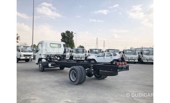 Buy Import Mitsubishi Canter White Car in Import - Dubai in Malawi Buy Import Mitsubishi Canter White Car in Import - Dubai in Malawi