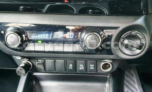 Nunua Ilio tumika Toyota Hilux White Gari ndani ya Blantyre nchini Malawi Nunua Ilio tumika Toyota Hilux White Gari ndani ya Blantyre nchini Malawi