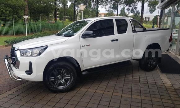 Nunua Ilio tumika Toyota Hilux White Gari ndani ya Blantyre nchini Malawi Nunua Ilio tumika Toyota Hilux White Gari ndani ya Blantyre nchini Malawi