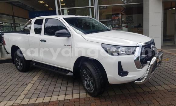 Nunua Ilio tumika Toyota Hilux White Gari ndani ya Blantyre nchini Malawi Nunua Ilio tumika Toyota Hilux White Gari ndani ya Blantyre nchini Malawi