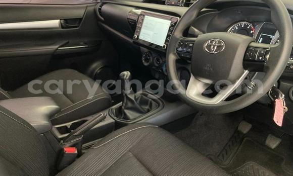 Nunua Ilio tumika Toyota Hilux White Gari ndani ya Blantyre nchini Malawi Nunua Ilio tumika Toyota Hilux White Gari ndani ya Blantyre nchini Malawi