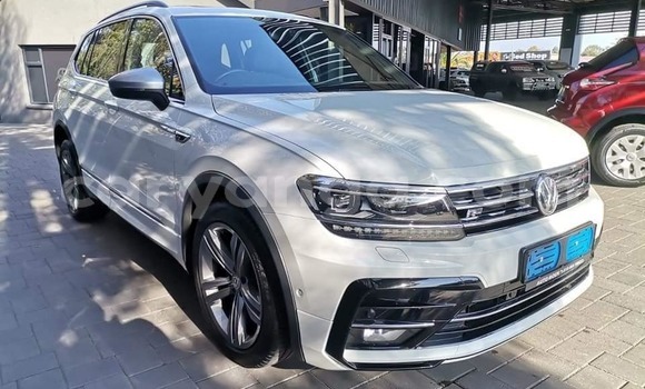 Nunua Ilio tumika Volkswagen Tiguan White Gari ndani ya Blantyre nchini Malawi Nunua Ilio tumika Volkswagen Tiguan White Gari ndani ya Blantyre nchini Malawi