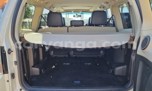 Nunua Ilio tumika Mitsubishi Pajero White Gari ndani ya Blantyre nchini Malawi Nunua Ilio tumika Mitsubishi Pajero White Gari ndani ya Blantyre nchini Malawi