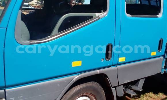 Buy Used Mitsubishi L400 Blue Truck in Lilongwe in Malawi