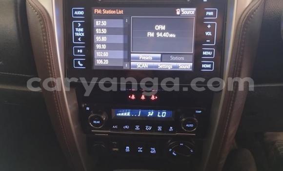 Acheter Occasion Voiture Toyota Fortuner Rouge à Blantyre, Malawi Acheter Occasion Voiture Toyota Fortuner Rouge à Blantyre, Malawi