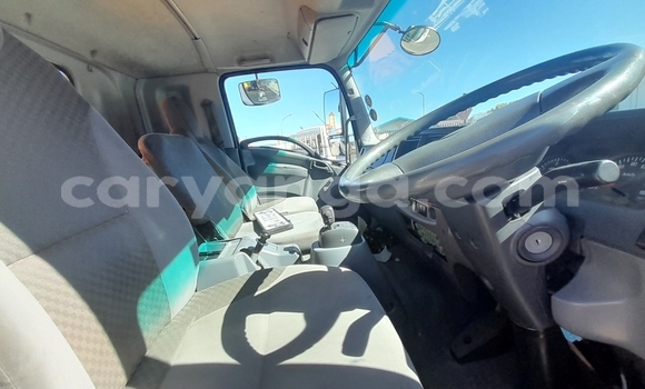 Nunua Ilio tumika Isuzu FTR 850 Silver Lori ndani ya Blantyre nchini Malawi Nunua Ilio tumika Isuzu FTR 850 Silver Lori ndani ya Blantyre nchini Malawi