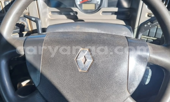 Nunua Ilio tumika Caterpillar 120 White Lori ndani ya Blantyre nchini Malawi Nunua Ilio tumika Caterpillar 120 White Lori ndani ya Blantyre nchini Malawi