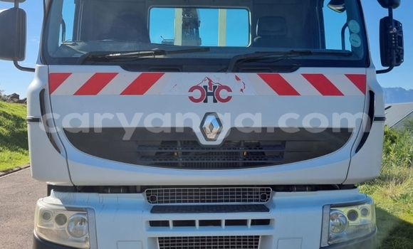 Nunua Ilio tumika Caterpillar 120 White Lori ndani ya Blantyre nchini Malawi Nunua Ilio tumika Caterpillar 120 White Lori ndani ya Blantyre nchini Malawi