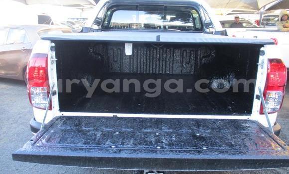 Nunua Ilio tumika Toyota Hilux Silver Gari ndani ya Blantyre nchini Malawi Nunua Ilio tumika Toyota Hilux Silver Gari ndani ya Blantyre nchini Malawi
