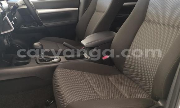 Nunua Ilio tumika Toyota Hilux White Gari ndani ya Blantyre nchini Malawi Nunua Ilio tumika Toyota Hilux White Gari ndani ya Blantyre nchini Malawi