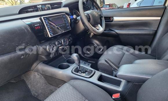 Nunua Ilio tumika Toyota Hilux Silver Gari ndani ya Blantyre nchini Malawi Nunua Ilio tumika Toyota Hilux Silver Gari ndani ya Blantyre nchini Malawi