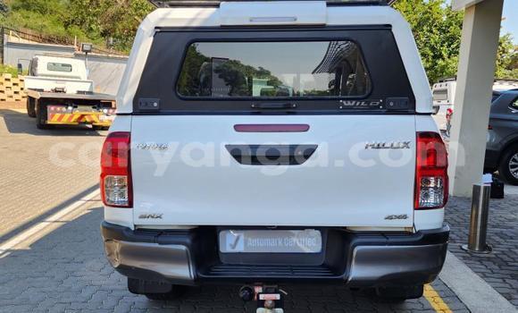 Nunua Ilio tumika Toyota Hilux Silver Gari ndani ya Blantyre nchini Malawi Nunua Ilio tumika Toyota Hilux Silver Gari ndani ya Blantyre nchini Malawi