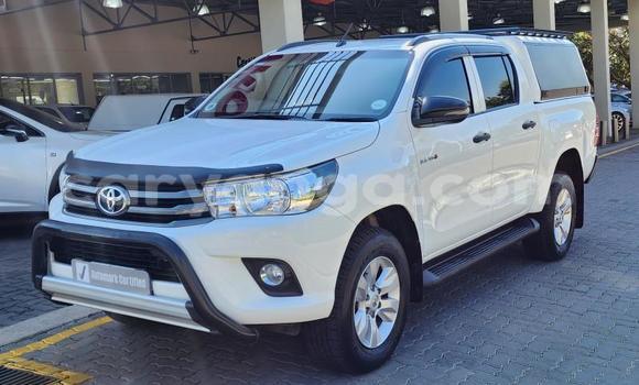Nunua Ilio tumika Toyota Hilux Silver Gari ndani ya Blantyre nchini Malawi Nunua Ilio tumika Toyota Hilux Silver Gari ndani ya Blantyre nchini Malawi