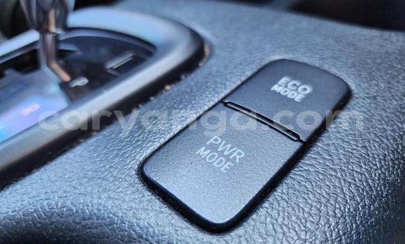 Nunua Ilio tumika Toyota Hilux Silver Gari ndani ya Blantyre nchini Malawi Nunua Ilio tumika Toyota Hilux Silver Gari ndani ya Blantyre nchini Malawi