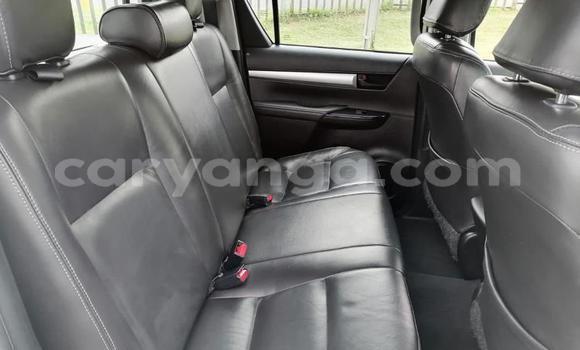 Acheter Occasion Voiture Toyota Hilux Blanc à Blantyre, Malawi Acheter Occasion Voiture Toyota Hilux Blanc à Blantyre, Malawi