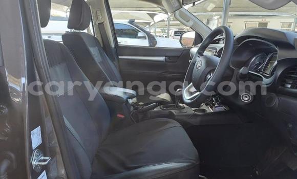 Nunua Ilio tumika Toyota Hilux Silver Gari ndani ya Lilongwe nchini Malawi Nunua Ilio tumika Toyota Hilux Silver Gari ndani ya Lilongwe nchini Malawi